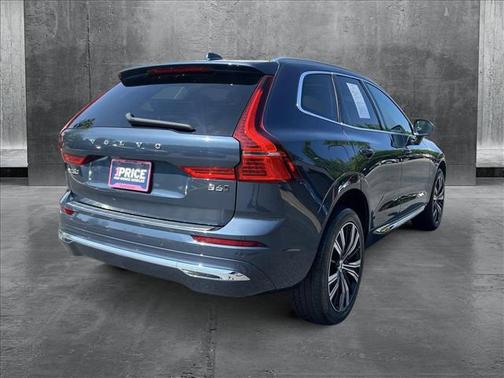 2022 Volvo XC60 B6 Inscription