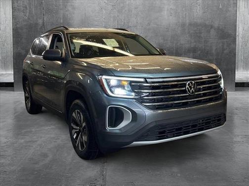 2025 Volkswagen Atlas 2.0T SE