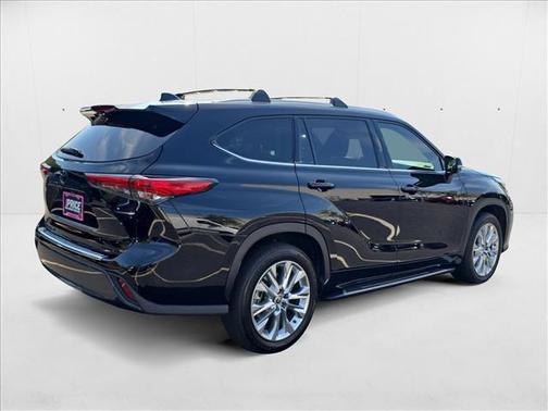 2022 Toyota Highlander Limited