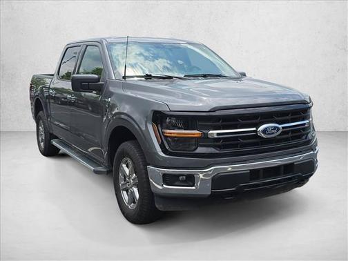 Iconic Silver Metallic 2025 Ford F-150 XLT
