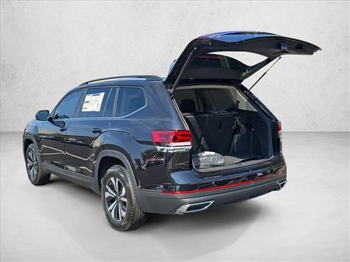 deep black pearl 2026 Volkswagen Atlas 2.0T SE
