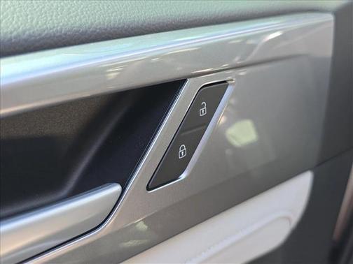 Pyrite Silver Metallic 2026 Volkswagen Taos SEL