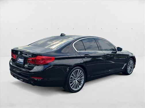 2019 BMW 530 530i