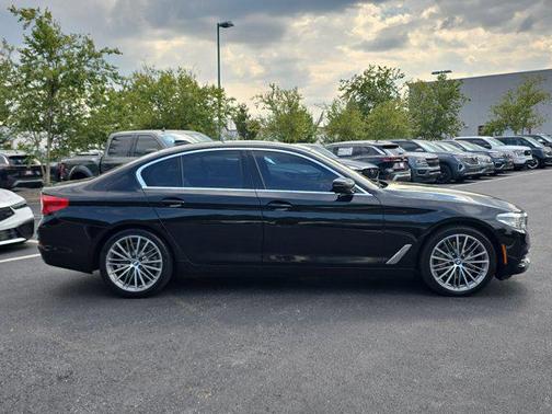 2019 BMW 530 530i