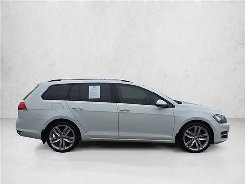 2015 Volkswagen Golf SportWagen TDI SEL 4-Door