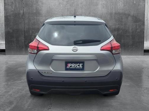 2020 Nissan Kicks S