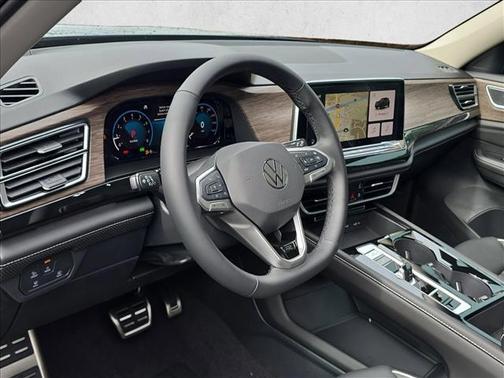 2026 Volkswagen Atlas 2.0T SEL Premium R-Line 4MOTION