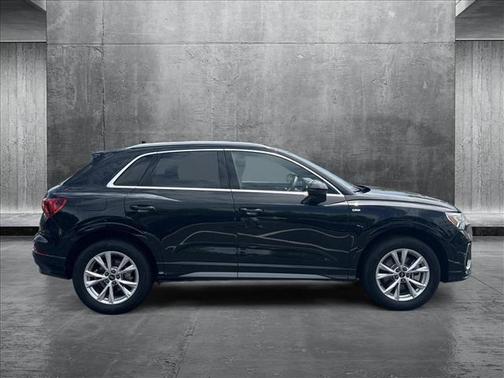 2024 Audi Q3 45 S line Premium Plus
