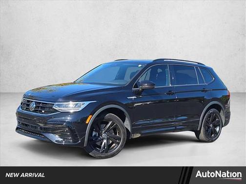2024 Volkswagen Tiguan 2.0T SE R-Line Black