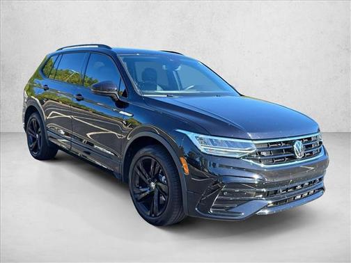 2024 Volkswagen Tiguan 2.0T SE R-Line Black