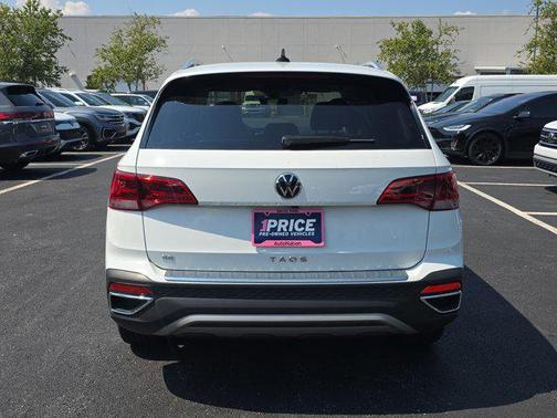 2024 Volkswagen Taos 1.5T SE