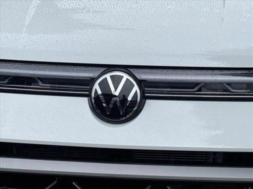 2025 Volkswagen Taos 1.5T SEL