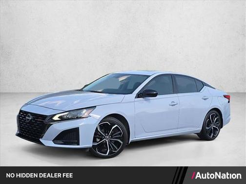 Gray Sky Pearl 2024 Nissan Altima SR FWD