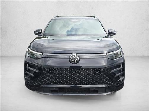 2025 Volkswagen Tiguan 2.0T SE R-Line Black