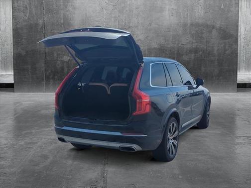 2021 Volvo XC90 T6 Inscription