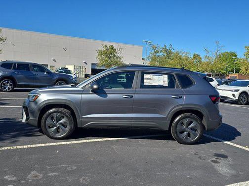 2025 Volkswagen Taos 1.5T S
