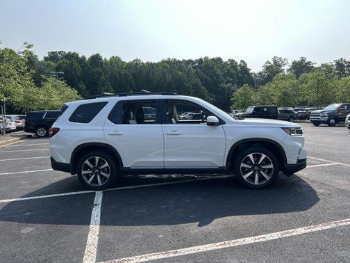 2023 Honda Pilot AWD Elite