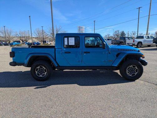 Hydro Blue Pearlcoat 2022 Jeep Gladiator Mojave 4x4