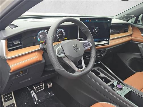 2026 Volkswagen Tiguan 2.0T SEL R-Line 4MOTION