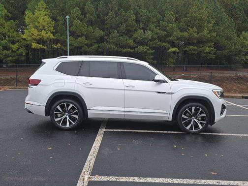 2024 Volkswagen Atlas 2.0T SEL Premium R-Line 4MOTION