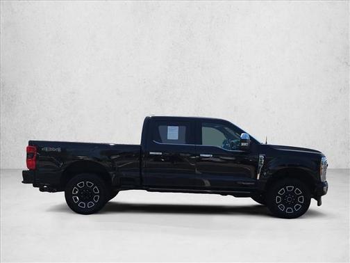 Agate Black Metallic 2024 Ford F-250 Platinum