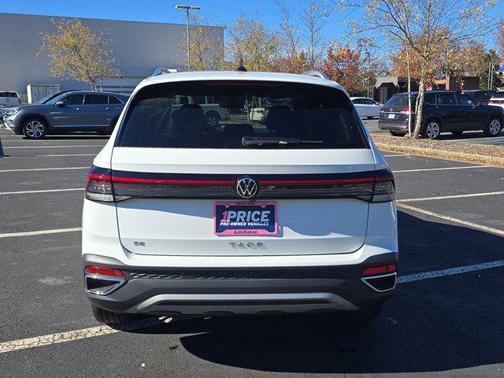 2025 Volkswagen Taos 1.5T SE