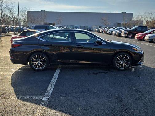 2023 Lexus ES 350 Base