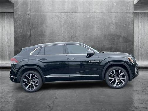 2025 Volkswagen Atlas Cross Sport 2.0T SEL Premium