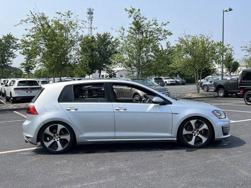 2016 Volkswagen Golf GTI 2.0T Autobahn w/Performance Package 4-Door