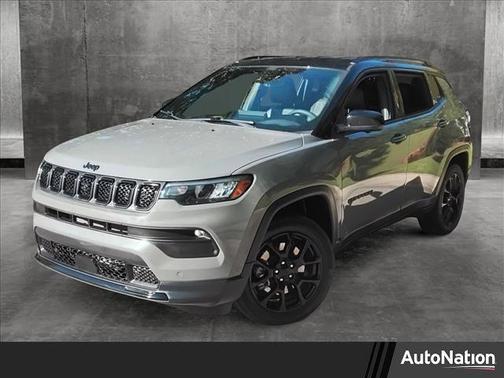 Sting-Gray Clearcoat 2023 Jeep Compass Latitude