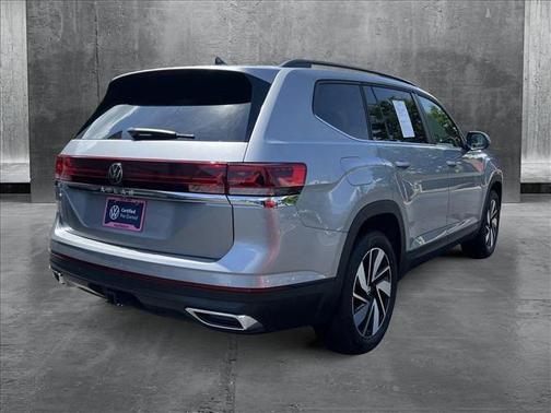 2024 Volkswagen Atlas 2.0T SE w/Technology
