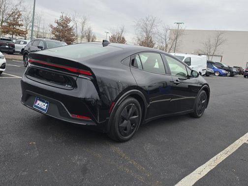 2024 Toyota Prius LE