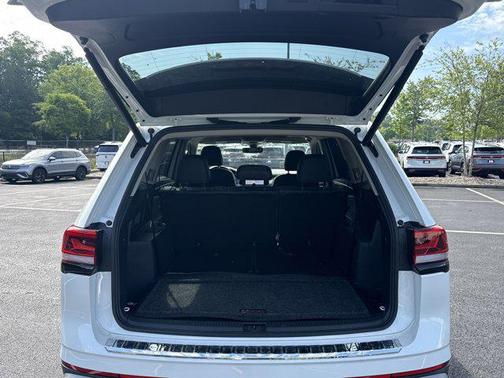 2024 Volkswagen Atlas 2.0T SEL