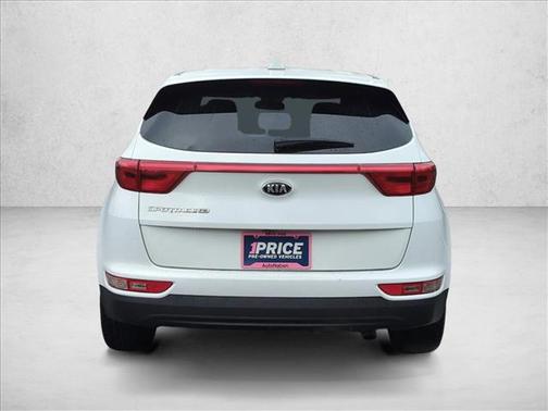 Clear White 2018 Kia Sportage LX