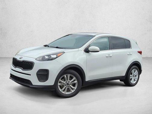 Clear White 2018 Kia Sportage LX
