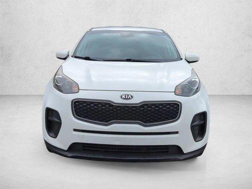 Clear White 2018 Kia Sportage LX