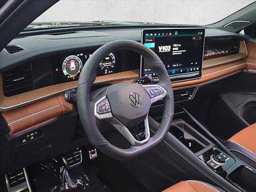 2026 Volkswagen Tiguan 2.0T SEL R-Line 4MOTION