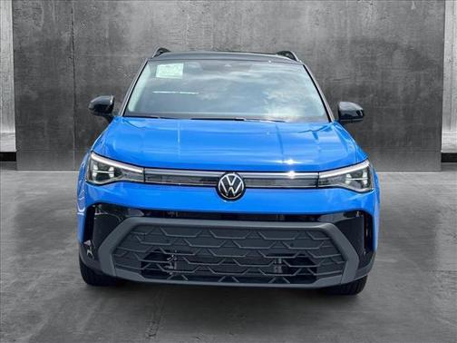 2025 Volkswagen Taos 1.5T SE Black