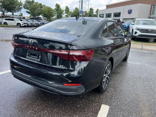 2025 Volkswagen Jetta 1.5T SE