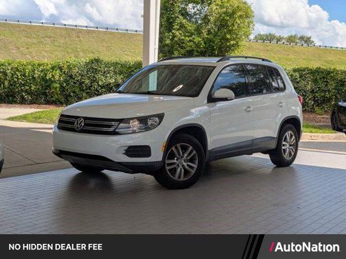 Pure White 2017 Volkswagen Tiguan 2.0T S