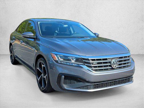 2020 Volkswagen Passat 2.0T R-Line