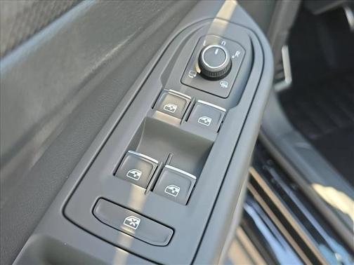 mythos black metallic 2026 Volkswagen Golf GTI 2.0T S DSG