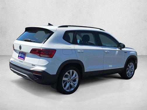 Pure White 2023 Volkswagen Taos 1.5T S