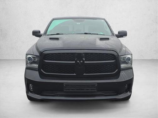 2018 RAM 1500 Night Crew Cab 4x4 5'7' Box