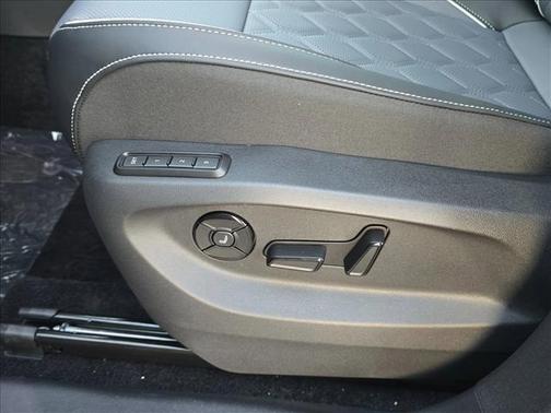 2026 Volkswagen Tiguan 2.0T SEL R-Line 4MOTION