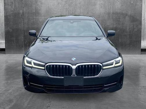 2022 BMW 530 i xDrive