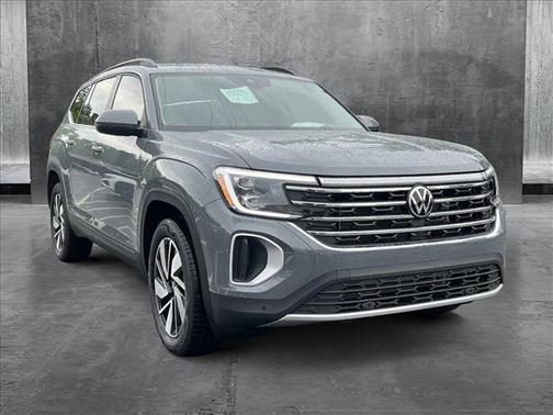2025 Volkswagen Atlas 2.0T SE w/Technology 4MOTION