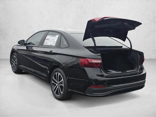 Deep Black Pearl 2026 Volkswagen Jetta 1.4T S