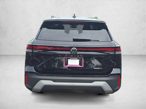 deep black pearl 2026 Volkswagen Tiguan 2.0T S