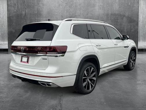 2025 Volkswagen Atlas 2.0T SEL Premium R-Line 4MOTION